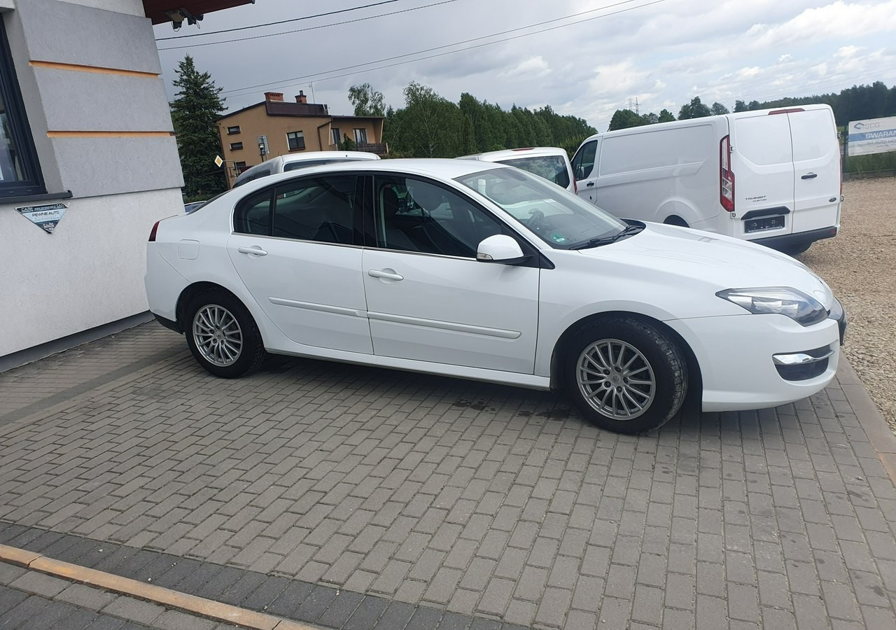Renault Laguna III niski przebieg * zadbana *ładny stan* - Hatchback: picture 4 Renault Laguna III niski przebieg * zadbana *ładny stan* - Hatchback: picture 4
