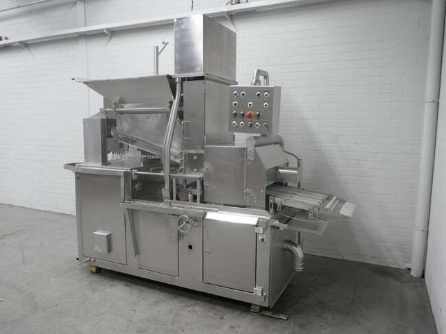 Formax forming machine F-19 - Food processing equipment: picture 1 Formax forming machine F-19 - Food processing equipment: picture 1