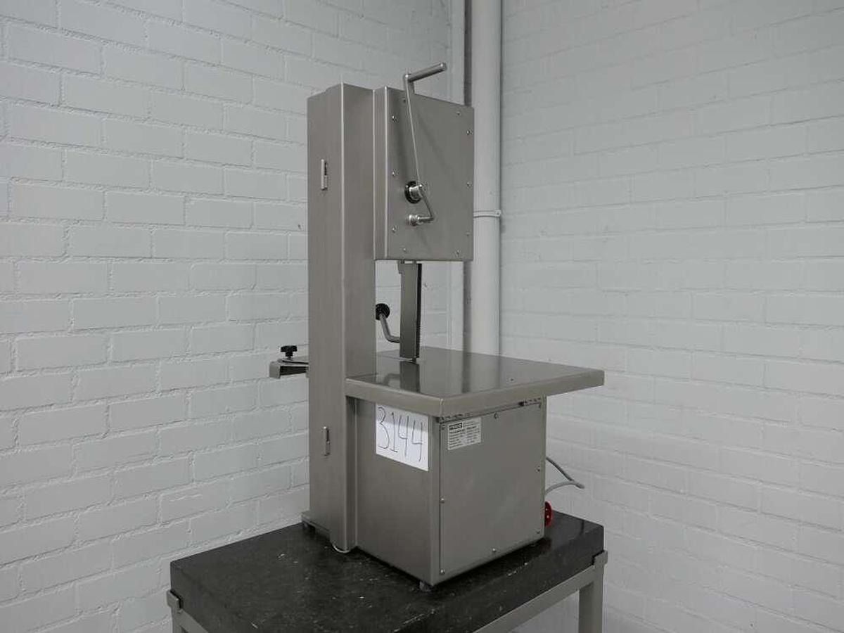 Freund / Ifooma bandsaw - Meat processing equipment: picture 3 Freund / Ifooma bandsaw - Meat processing equipment: picture 3