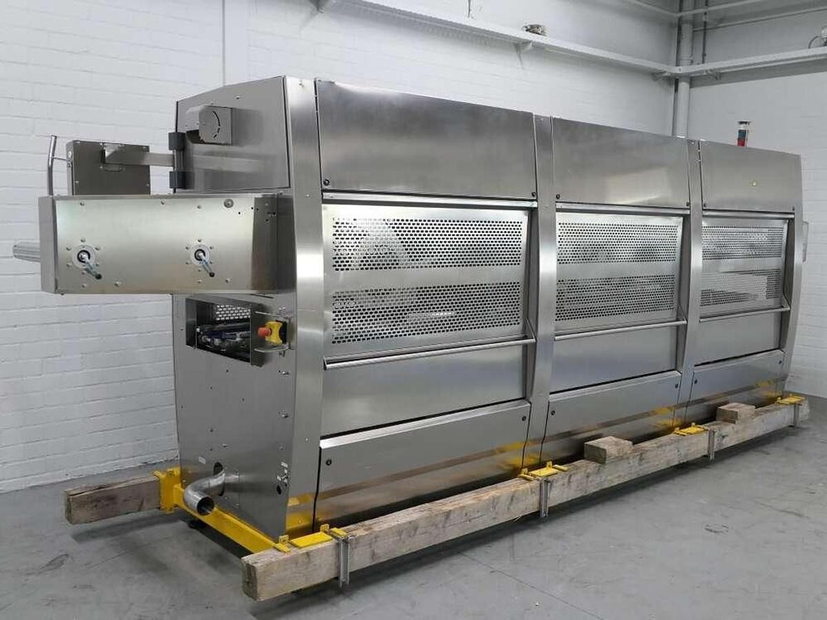 Mecapack traysealer - Packaging machinery: picture 3 Mecapack traysealer - Packaging machinery: picture 3