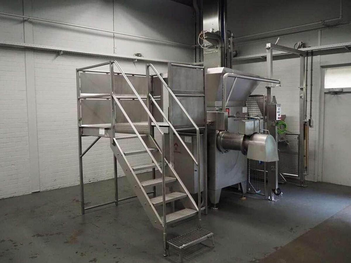 Wolfking grinder 300S - Commercial meat grinder: picture 1 Wolfking grinder 300S - Commercial meat grinder: picture 1