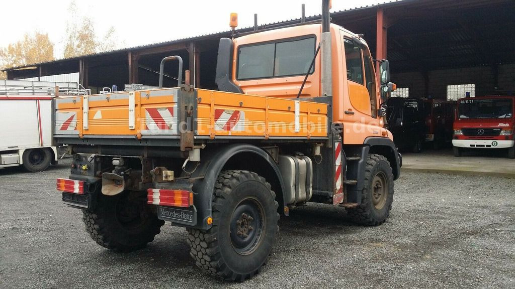 Mercedes-Benz Unimog U 300 Kipper Zugmaschine Kommunalhydraulik U 500 400 U 300 Kipper Zugmaschine Kommunalhydraulik U 500 400 - Municipal/ Special vehicle: picture 3 Mercedes-Benz Unimog U 300 Kipper Zugmaschine Kommunalhydraulik U 500 400 U 300 Kipper Zugmaschine Kommunalhydraulik U 500 400 - Municipal/ Special vehicle: picture 3