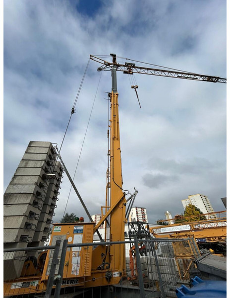 Liebherr 32TT, 2002yom, 30m jib perfect condition - Tower crane: picture 1 Liebherr 32TT, 2002yom, 30m jib perfect condition - Tower crane: picture 1