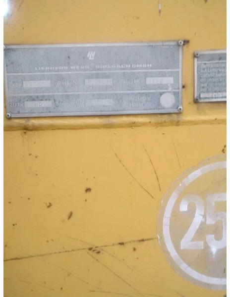 Liebherr 60K, 5x TS in set, perfect condition - Tower crane: picture 2 Liebherr 60K, 5x TS in set, perfect condition - Tower crane: picture 2