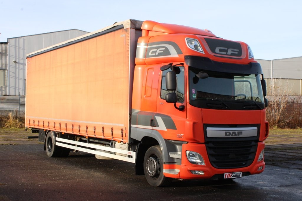 DAF CF 310 FA EURO 6 - Curtainsider truck: picture 1 DAF CF 310 FA EURO 6 - Curtainsider truck: picture 1