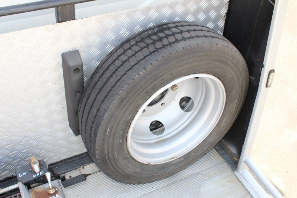 Tow truck DAF FA LF 45.130 ODTAHOVÉ VOZIDLO: picture 9