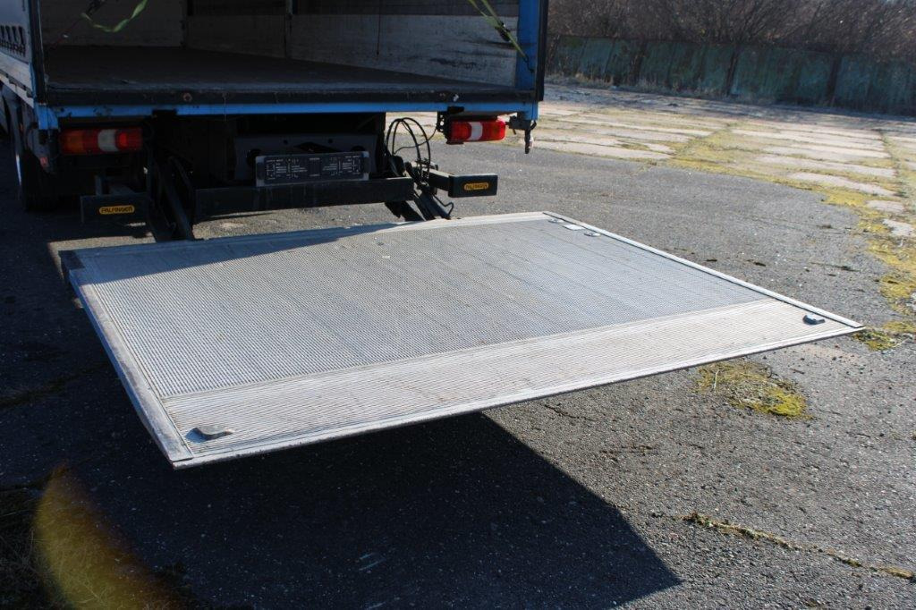 Curtainsider truck Mercedes-Benz Atego 1223: picture 18