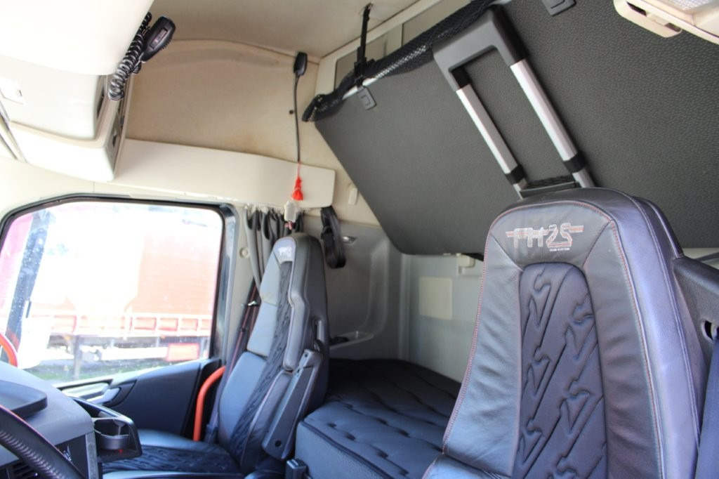 Tractor unit Volvo FH16 750 EURO 6, RETARDER, HYDRAULIKA: picture 8