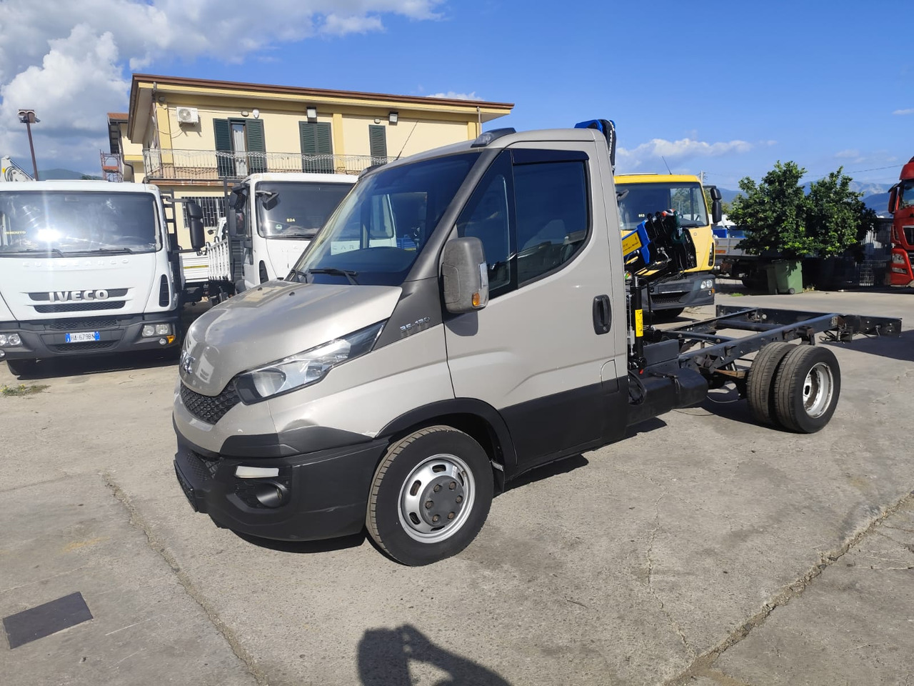 Tipper van IVECO DAILY 35-130: picture 34