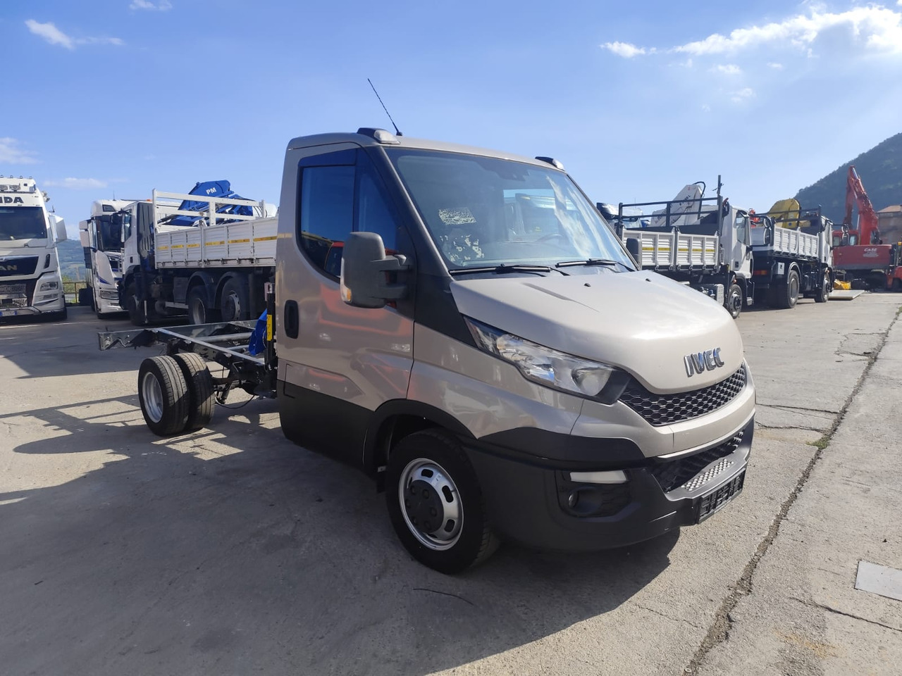 Tipper van IVECO DAILY 35-130: picture 28