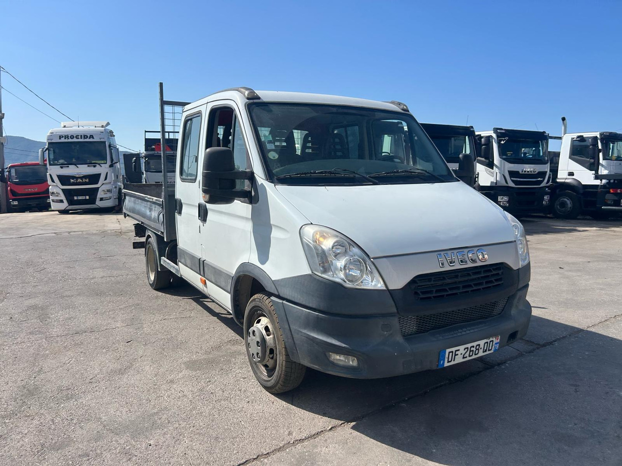 Tipper van IVECO DAILY 35C13: picture 33