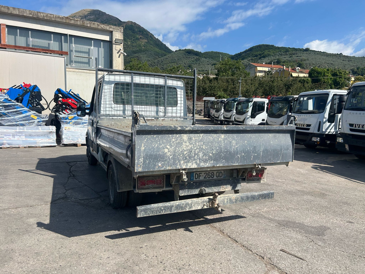 Tipper van IVECO DAILY 35C13: picture 25