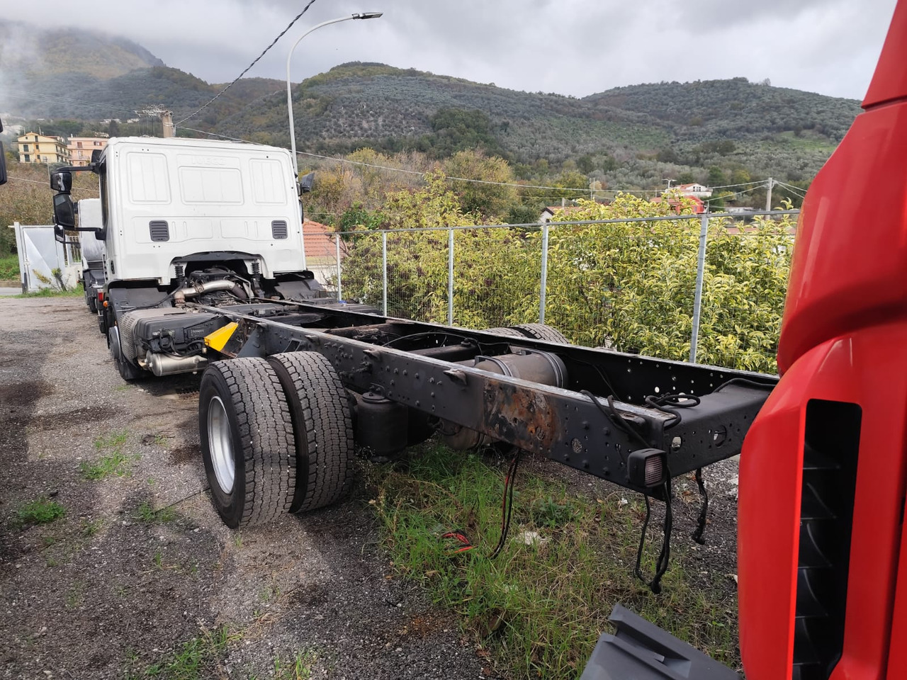 IVECO EUROCARGO 140-250 - Cab chassis truck: picture 3 IVECO EUROCARGO 140-250 - Cab chassis truck: picture 3