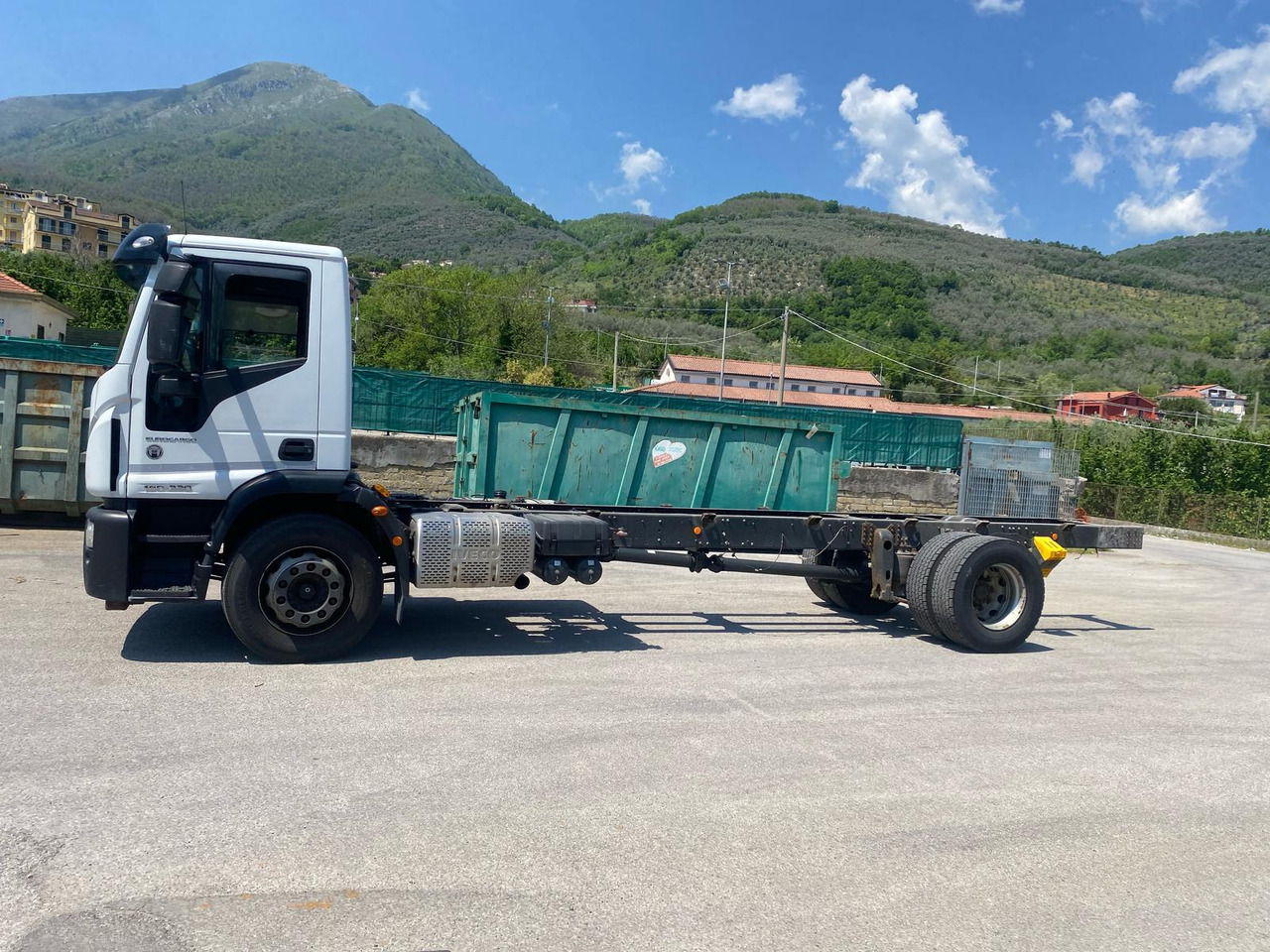 IVECO EUROCARGO 180-320 - Cab chassis truck: picture 5 IVECO EUROCARGO 180-320 - Cab chassis truck: picture 5