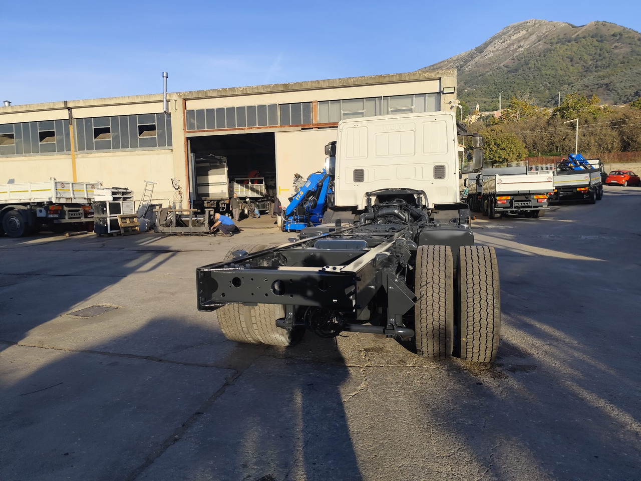 Cab chassis truck IVECO EUROCARGO 180-320: picture 18 Cab chassis truck IVECO EUROCARGO 180-320: picture 18