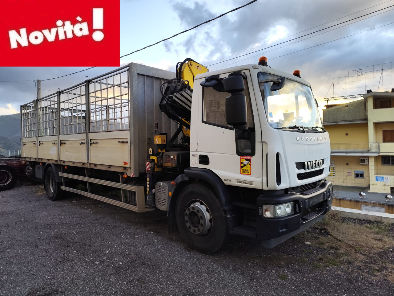 IVECO EUROCARGO 180E25 - Crane truck, Crane truck: picture 1 IVECO EUROCARGO 180E25 - Crane truck, Crane truck: picture 1