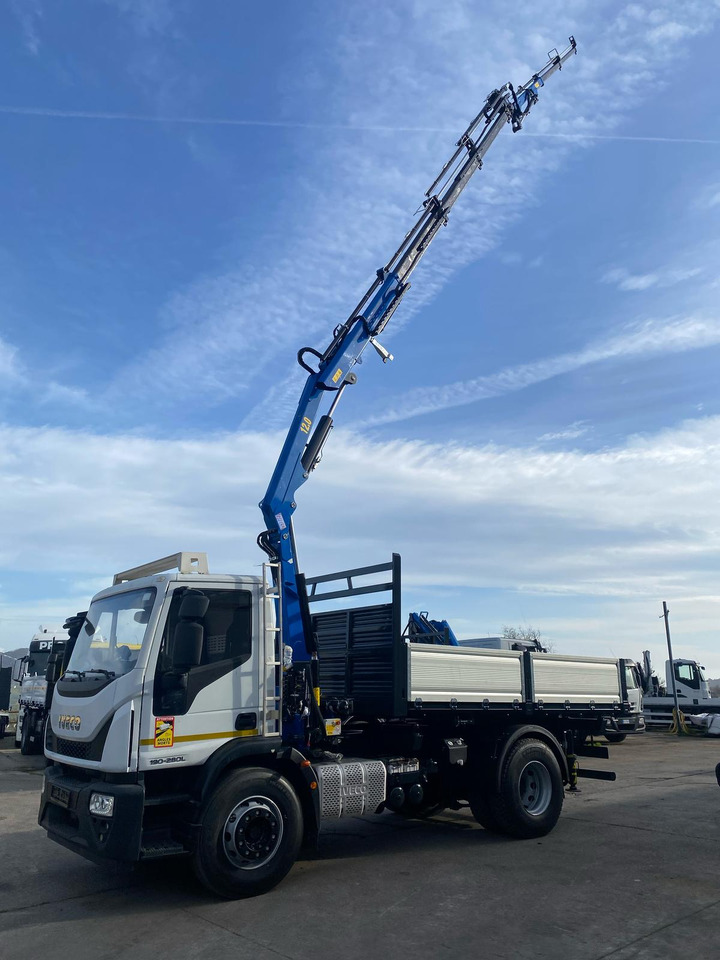 IVECO EUROCARGO 190EL28 - Crane truck: picture 5 IVECO EUROCARGO 190EL28 - Crane truck: picture 5