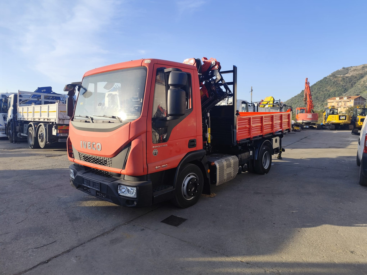 IVECO EUROCARGO 80-190 - Crane truck, Tipper: picture 2 IVECO EUROCARGO 80-190 - Crane truck, Tipper: picture 2