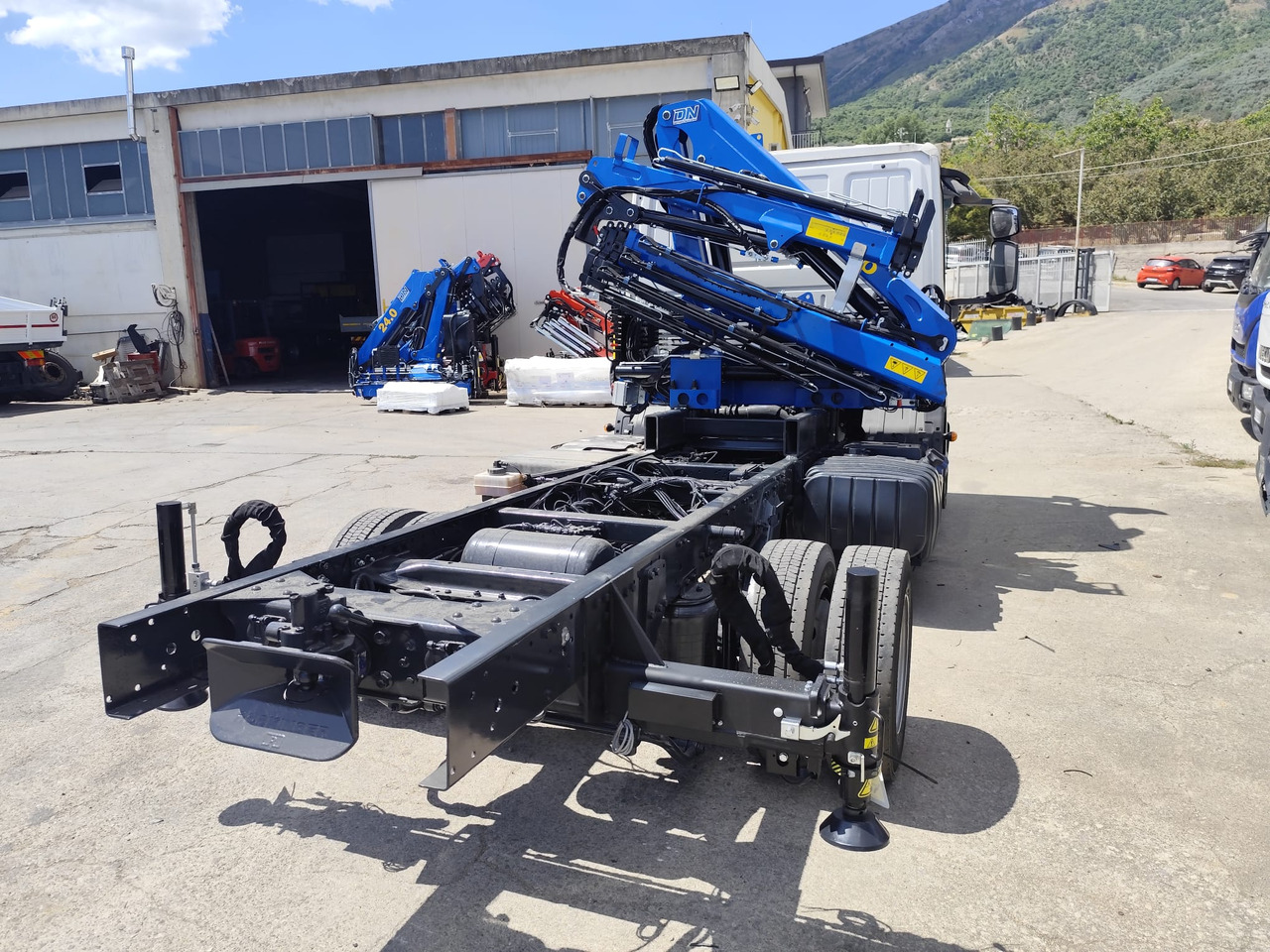 Crane truck IVECO EUROCARGO 80-210: picture 22