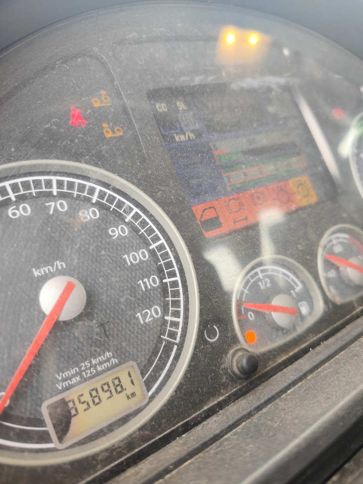 Hook lift truck IVECO STRALIS 260S36: picture 25