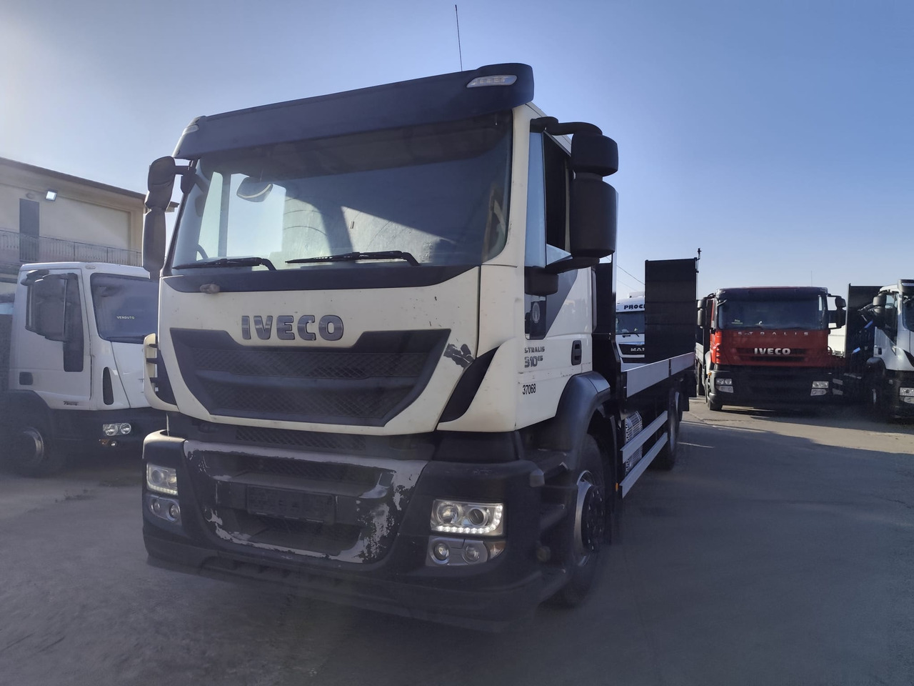 Dropside/ Flatbed truck IVECO STRALIS AD 260S31: picture 17