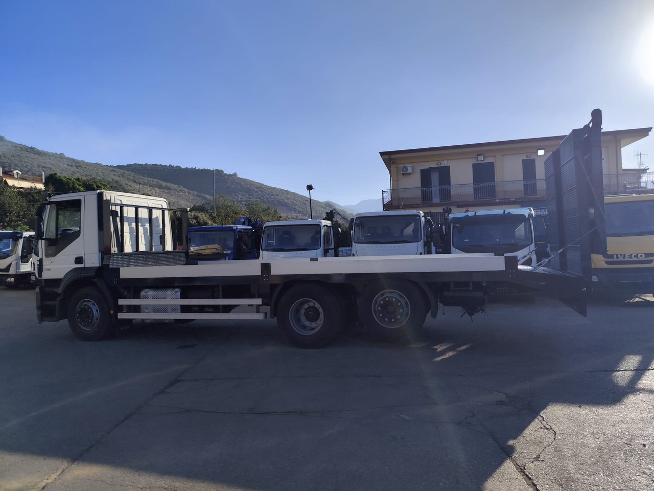 Dropside/ Flatbed truck IVECO STRALIS AD 260S31: picture 25