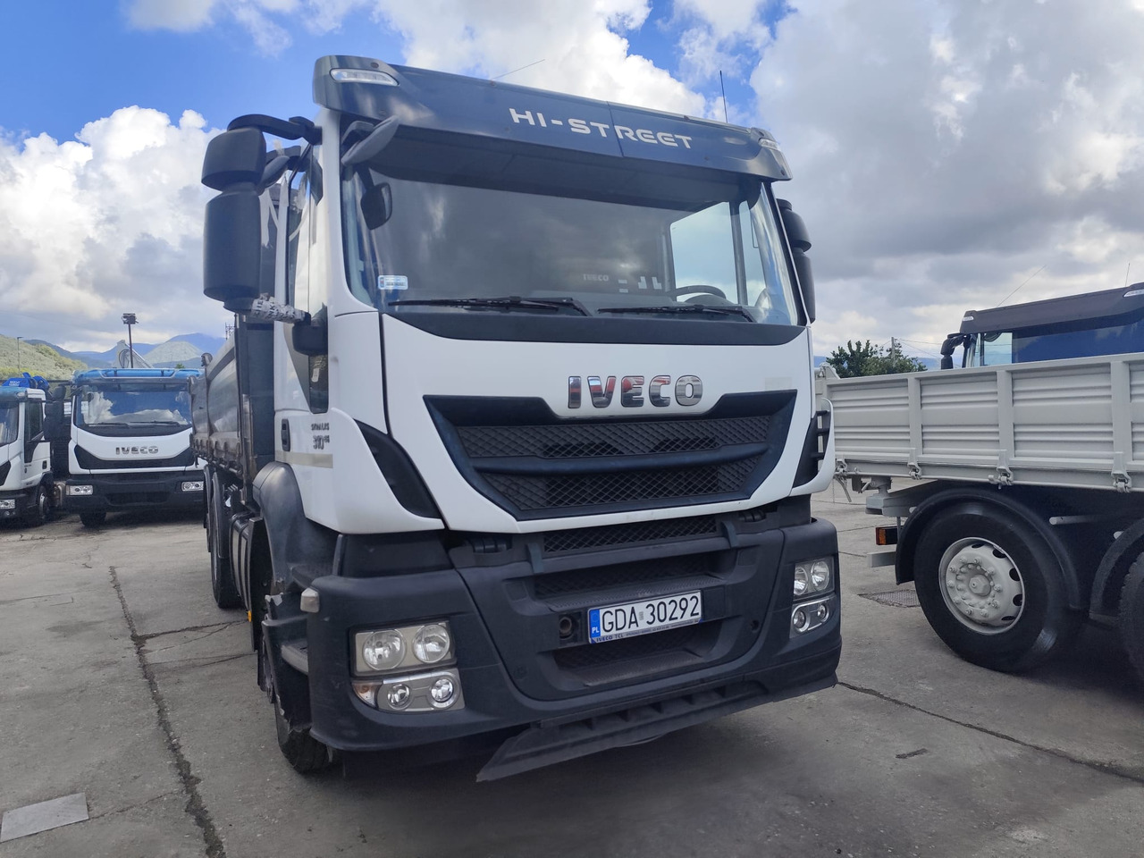 IVECO STRALIS AD 260S31 - Tipper: picture 1 IVECO STRALIS AD 260S31 - Tipper: picture 1