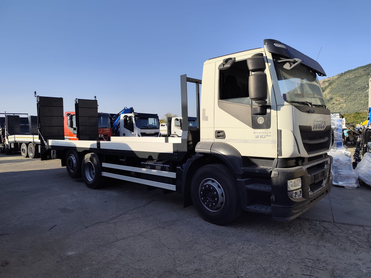 Dropside/ Flatbed truck IVECO STRALIS AD 260S31: picture 13