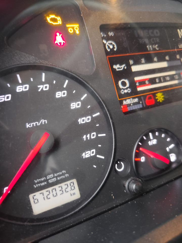 IVECO STRALIS AD 260S31 XP - Hook lift truck: picture 3 IVECO STRALIS AD 260S31 XP - Hook lift truck: picture 3