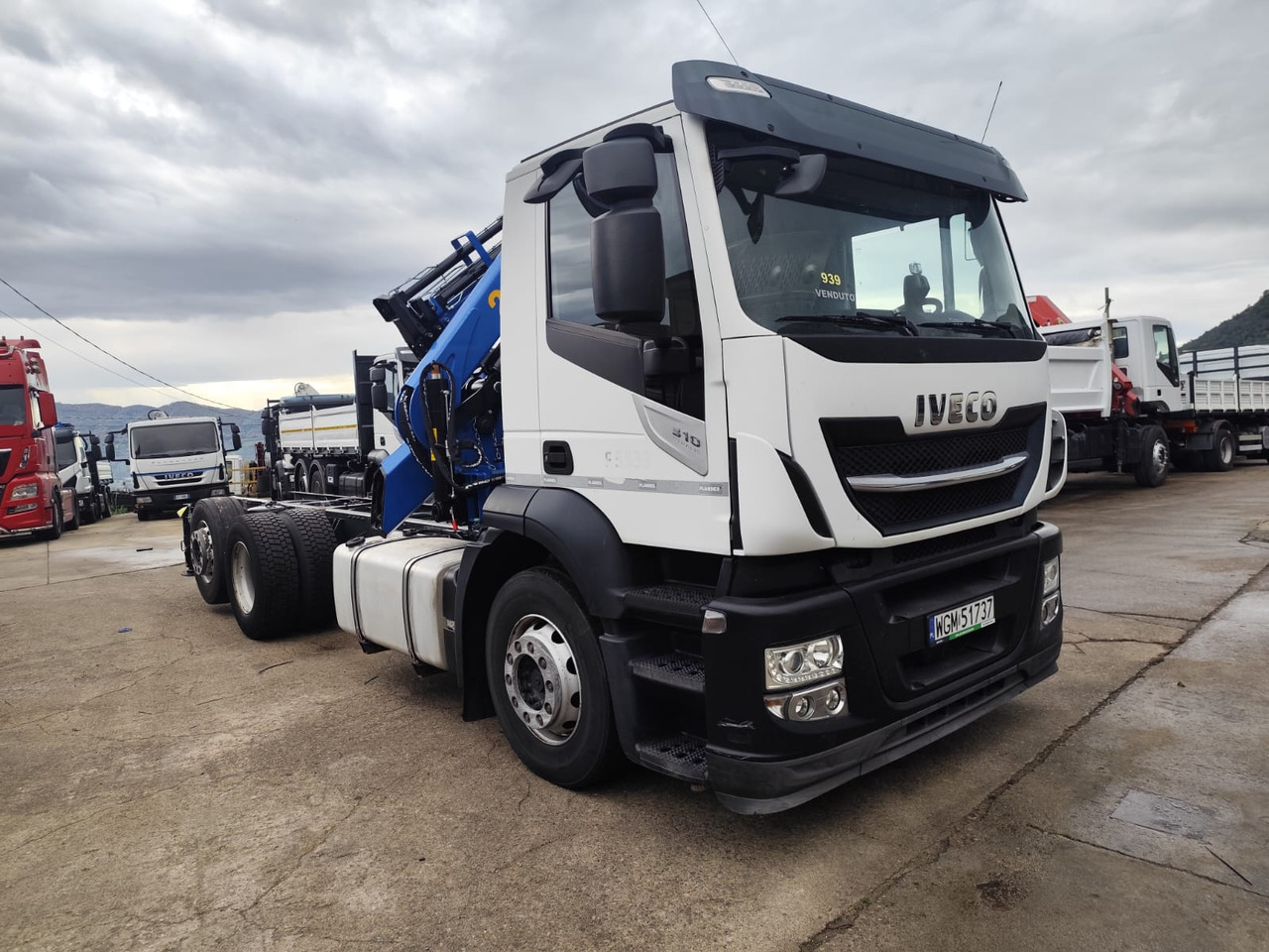 IVECO STRALIS AD 260S31 Y/P - Tipper, Crane truck: picture 1 IVECO STRALIS AD 260S31 Y/P - Tipper, Crane truck: picture 1