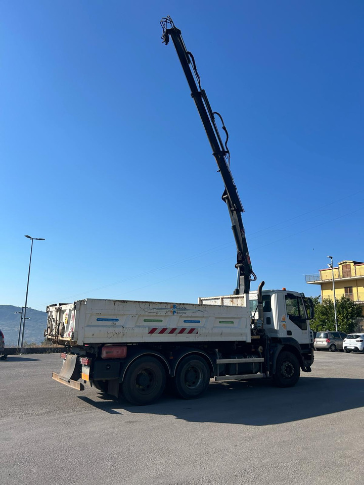 IVECO TRAKKER 260T36 - Crane truck: picture 4 IVECO TRAKKER 260T36 - Crane truck: picture 4