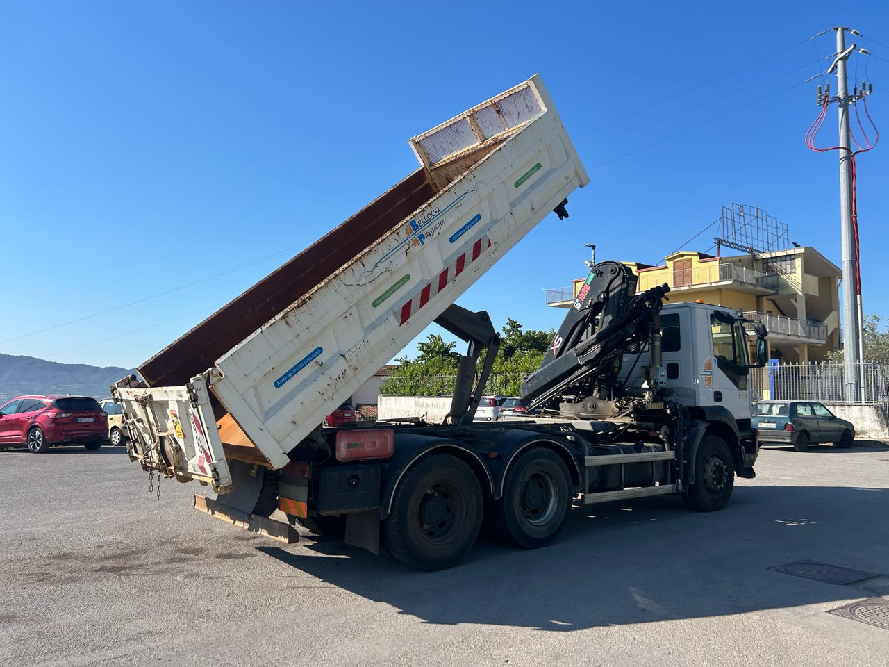 Crane truck IVECO TRAKKER 260T36: picture 31