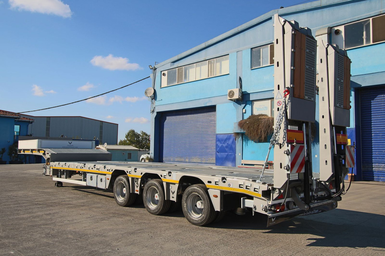 YALCIN 3 ESSIEUX SURBAISSE EXTENSIBLE TABLE ELEVATRICE - Low loader semi-trailer: picture 3 YALCIN 3 ESSIEUX SURBAISSE EXTENSIBLE TABLE ELEVATRICE - Low loader semi-trailer: picture 3