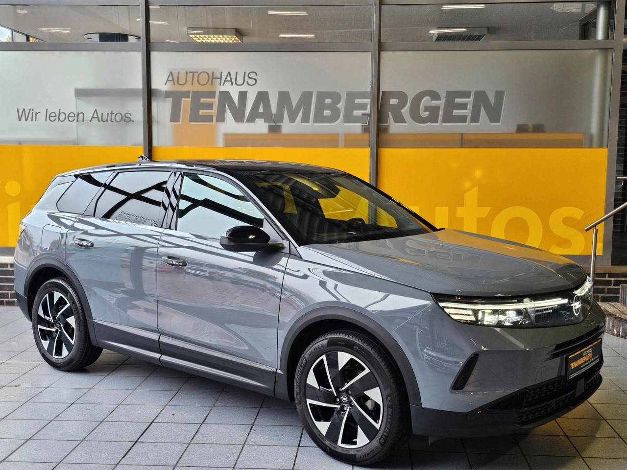 Opel Grandland 1.2 48V Mild-Hybrid 360°Kamera ACC AHK - SUV: picture 1 Opel Grandland 1.2 48V Mild-Hybrid 360°Kamera ACC AHK - SUV: picture 1