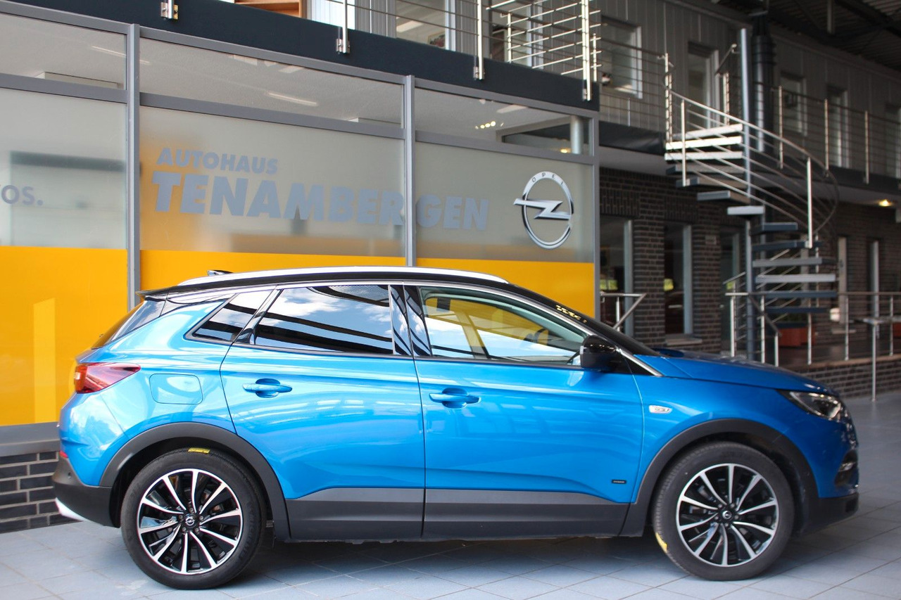 Opel Grandland Plug-in-Hybrid AHK Navi Leder LED Kam. - SUV: picture 4 Opel Grandland Plug-in-Hybrid AHK Navi Leder LED Kam. - SUV: picture 4
