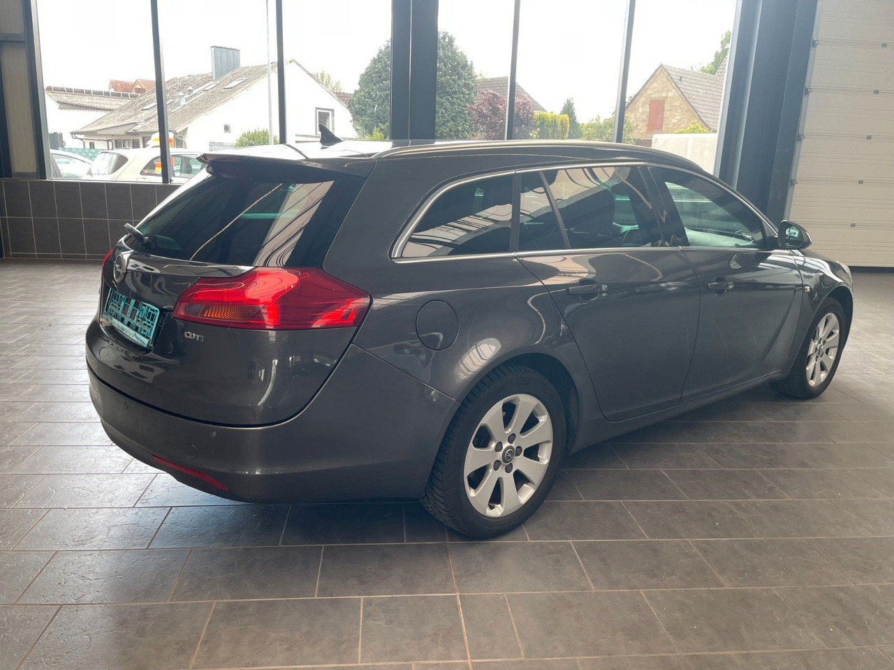 Car Opel Insignia A Sports Tourer 150 Jahre Opel AHK: picture 6