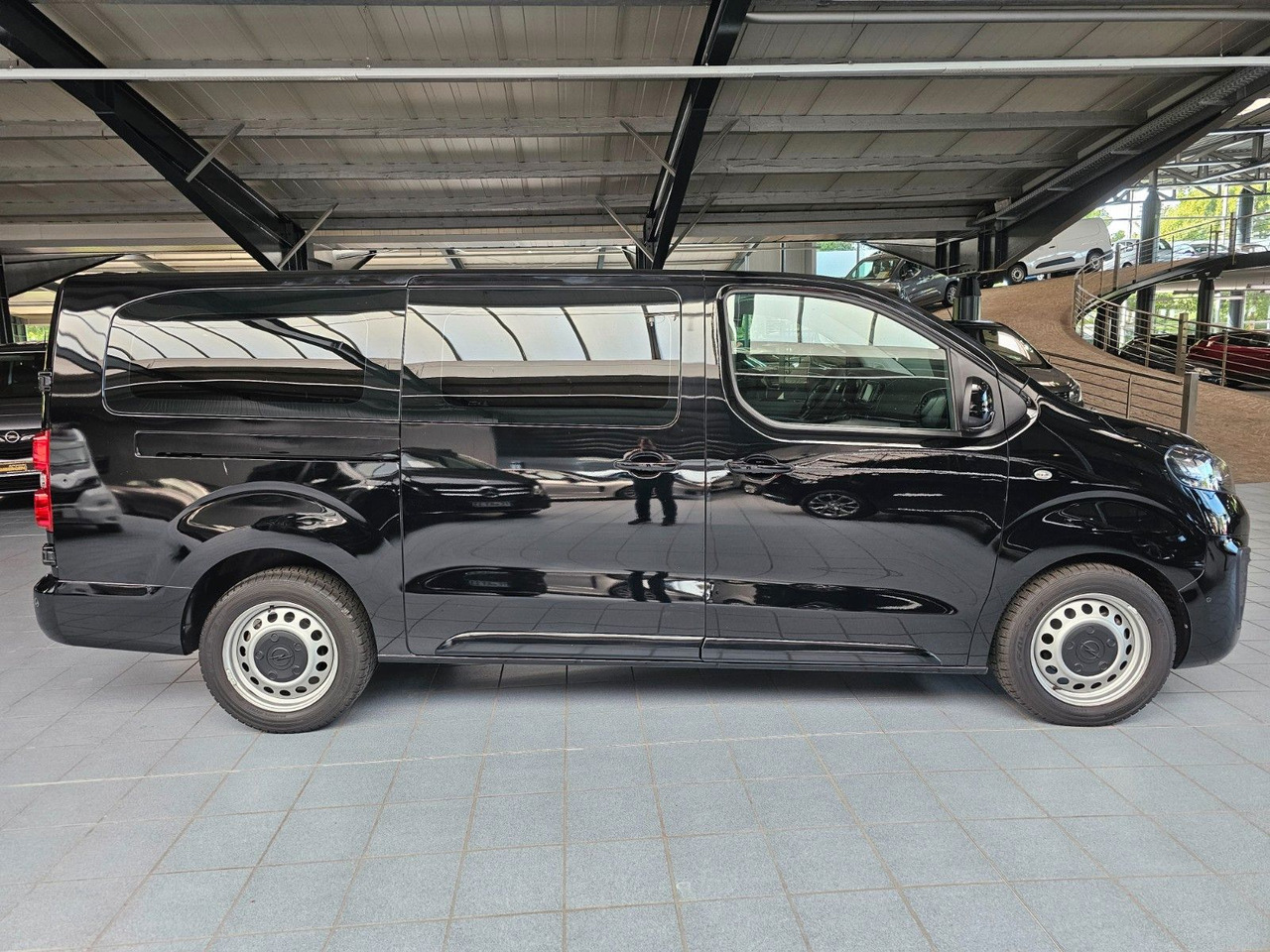 Opel Vivaro Kasten FlexSpace L DoKa Navi CarPlay DAB - Small van, Combi van: picture 5 Opel Vivaro Kasten FlexSpace L DoKa Navi CarPlay DAB - Small van, Combi van: picture 5