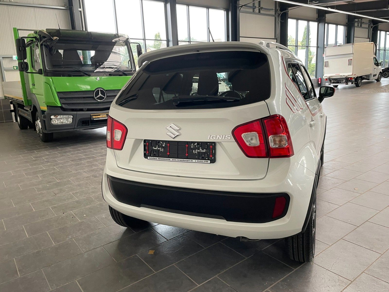 Suzuki Ignis 1,2 Intro Edtion+ - Car: picture 4 Suzuki Ignis 1,2 Intro Edtion+ - Car: picture 4