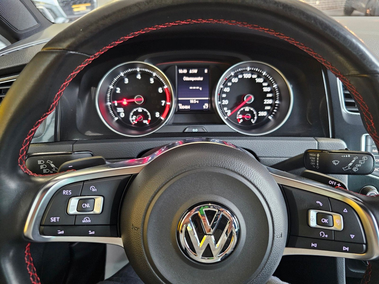 Sedan Volkswagen Golf VII Lim. GTI BMT SHZ BiXenon: picture 13