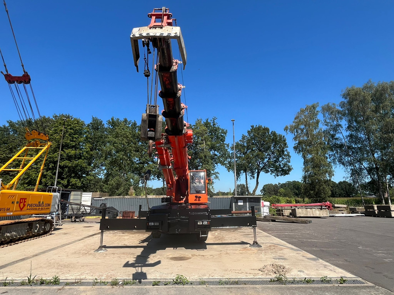 Mobile crane DEMAG AC40-1: picture 7