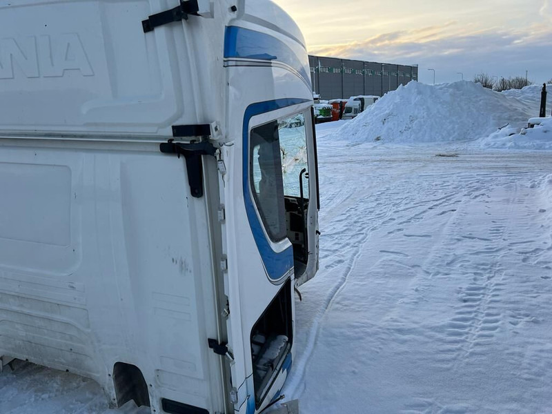 Scania R730 - Cab and interior: picture 4 Scania R730 - Cab and interior: picture 4