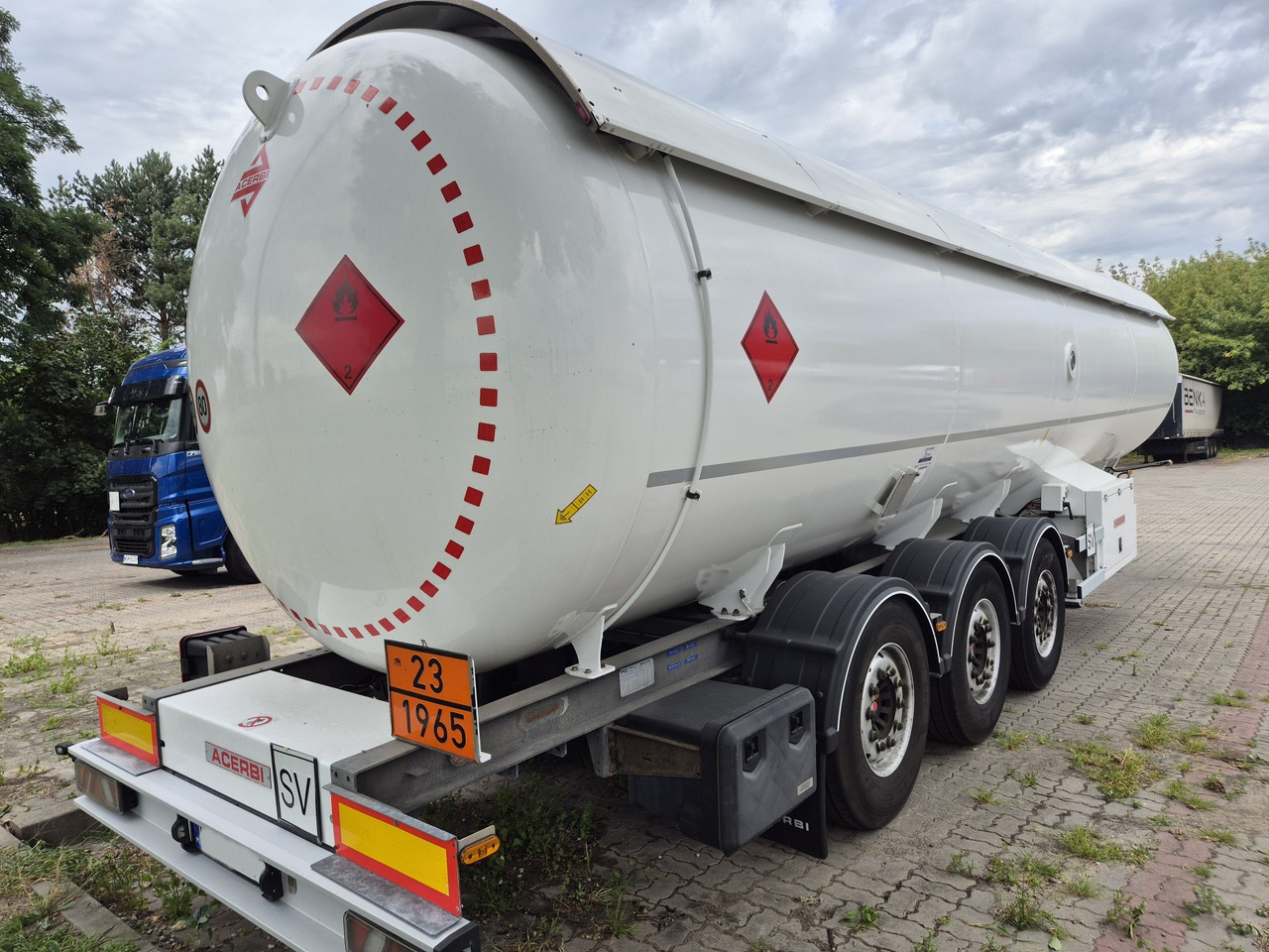 ACERBI lpg/ propane/ butane - Tank semi-trailer: picture 2 ACERBI lpg/ propane/ butane - Tank semi-trailer: picture 2