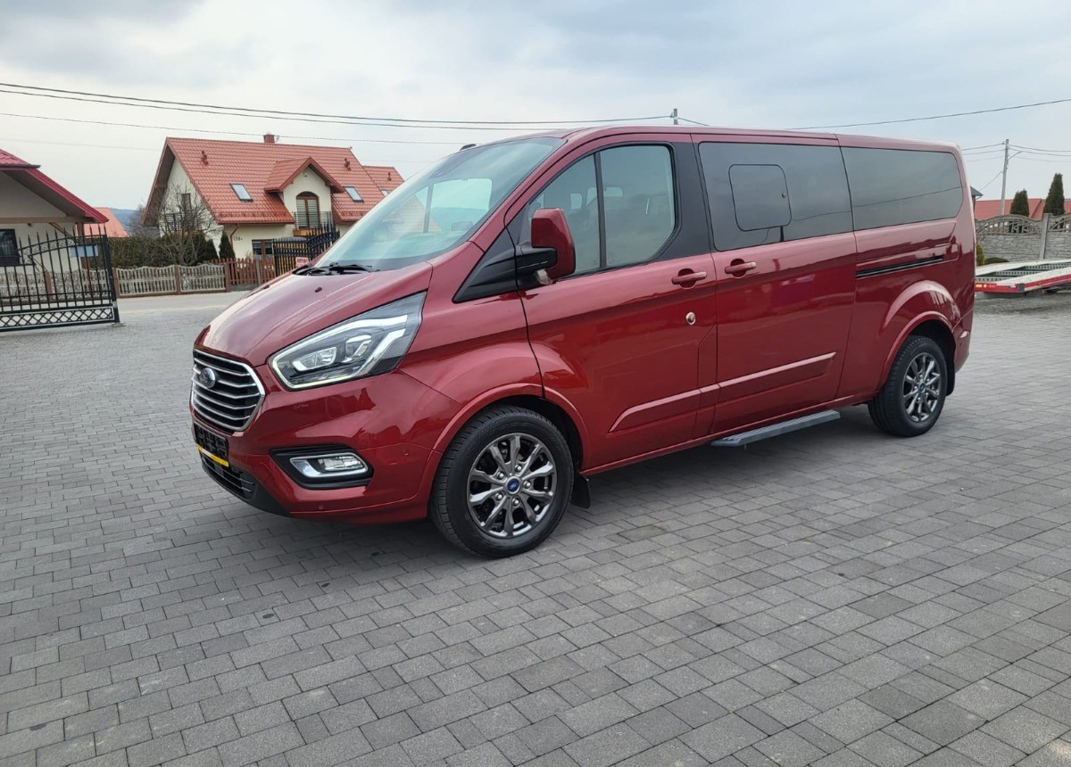 Ford Tourneo Custom Bezwypadkowy Serwisowany Automatik Tytanium X - Minibus, Passenger van: picture 3 Ford Tourneo Custom Bezwypadkowy Serwisowany Automatik Tytanium X - Minibus, Passenger van: picture 3