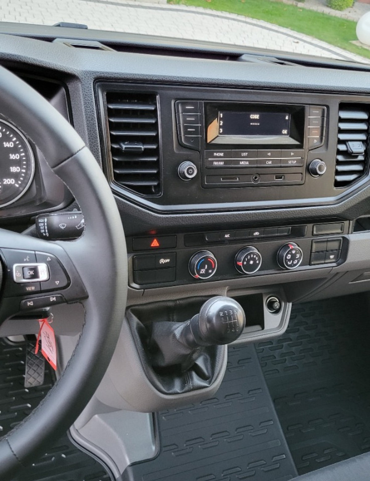 Volkswagen Crafter jak Nowy Automatik L2 H2 Serwisowany Orginał 10 europalet Ful Serwis - Curtain side van: picture 2 Volkswagen Crafter jak Nowy Automatik L2 H2 Serwisowany Orginał 10 europalet Ful Serwis - Curtain side van: picture 2