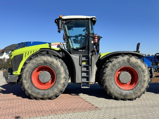 CLAAS 783 SSF 40 XERION Ohne Hacker - Farm tractor: picture 1 CLAAS 783 SSF 40 XERION Ohne Hacker - Farm tractor: picture 1