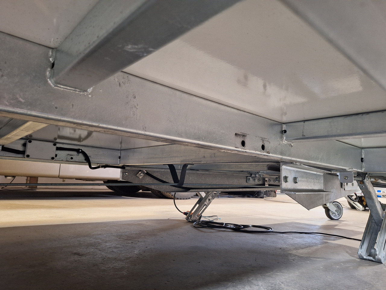 Deli Star Trailer Deli Promotion & General Sales 6000 - EU standards - Vending trailer: picture 4 Deli Star Trailer Deli Promotion & General Sales 6000 - EU standards - Vending trailer: picture 4