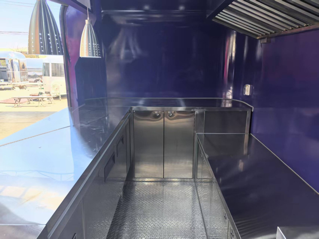 Deli Star Trailer Deli Street Food - Vending trailer: picture 2 Deli Star Trailer Deli Street Food - Vending trailer: picture 2