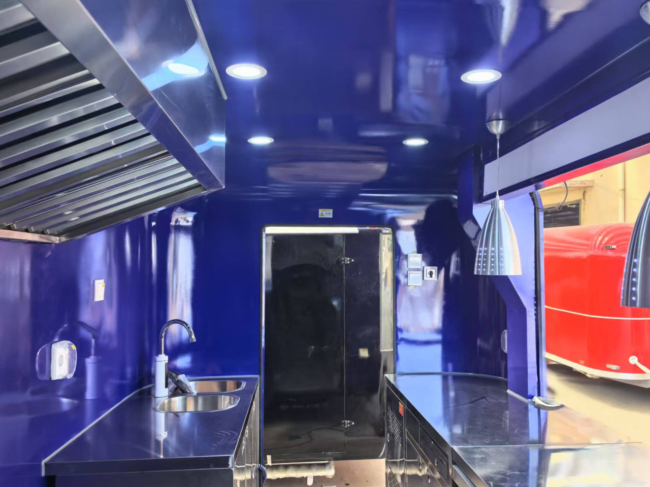 Deli Star Trailer Deli Street Food - Vending trailer: picture 3 Deli Star Trailer Deli Street Food - Vending trailer: picture 3