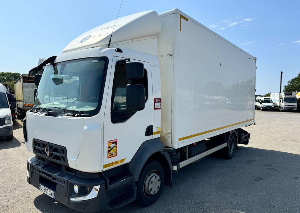 Renault D12 - Dropside/ Flatbed truck: picture 1 Renault D12 - Dropside/ Flatbed truck: picture 1