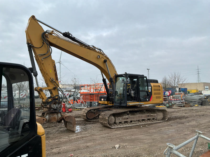 Caterpillar 324EL - Excavator: picture 2 Caterpillar 324EL - Excavator: picture 2